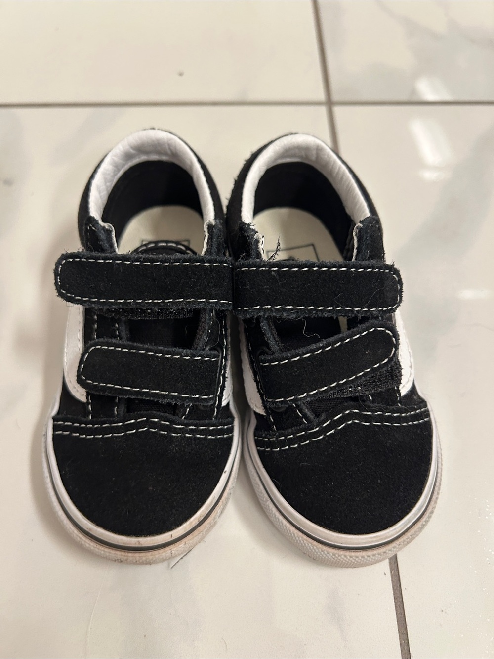 Vans 5T Velcro shoe
